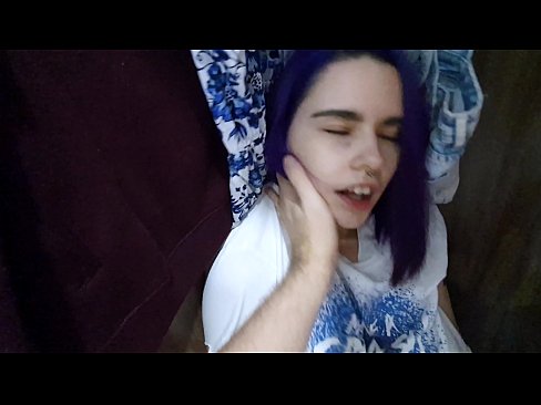 ❤️ Hittade min syster i garderoben och hjälpte henne att komma ❤❌ Porno at sv.myastro.top ️❤